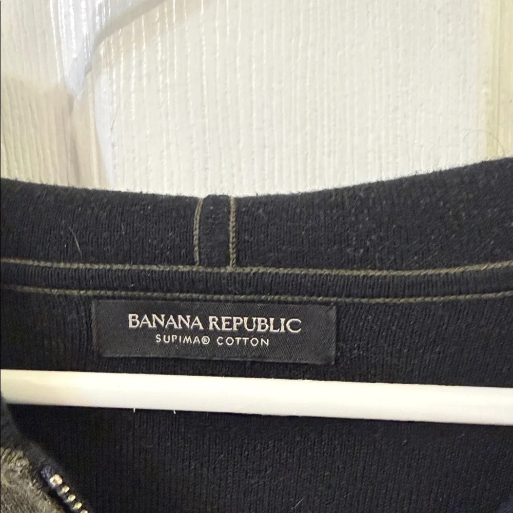 Banana Republic Men's Dark Green Zip-Up Sweater